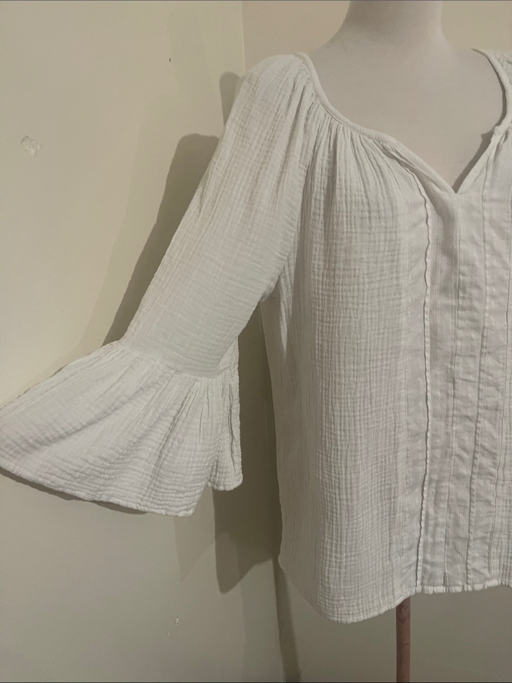 beachlunchlounge White Gauze cotton Peasant Tunic with Bell Sleeves - Picture 2 of 8